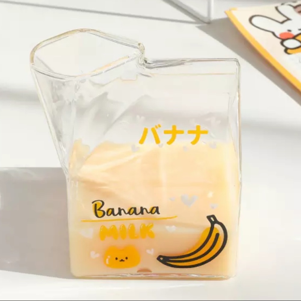 Glass cup milk carton creamer juice strawberry peach banana